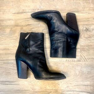 Saint Laurent Paris Block Heel Pointed Toe Leather Ankle Boots